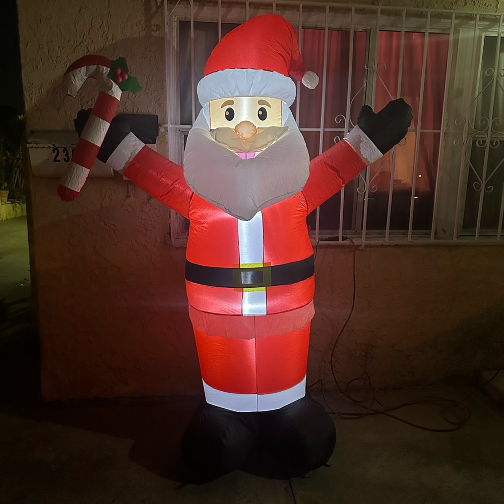 Inflatable Santa 7 ft NIB